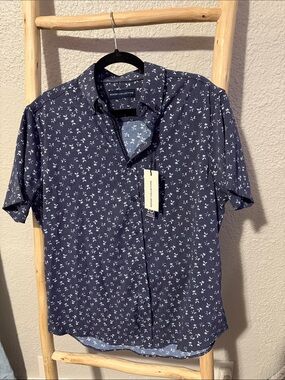 Report Collection Navy Short-Sleeve Button-Down with White Micro Floral